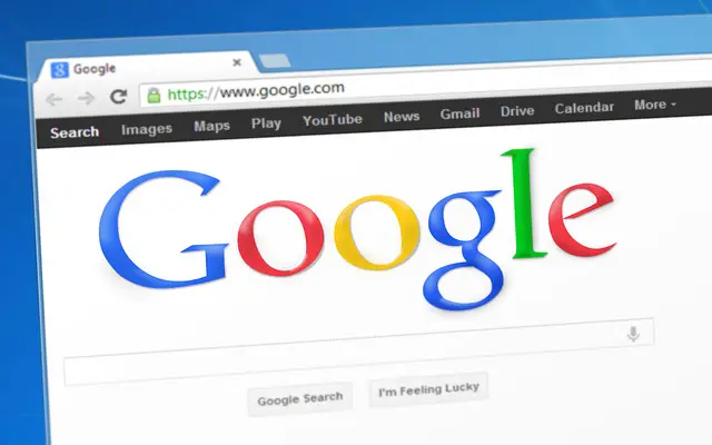 Il motore di ricerca Google aperto nel browser Google Chrome